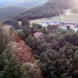 Vita da Fattore per Famiglie: Un'Avventura Rurale per Tutti (2 adulti 2 bambini 6/10 anni)